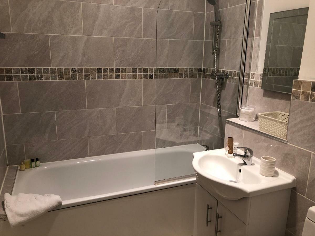 Number 10 Service Apartment - Danes Southampton Luaran gambar